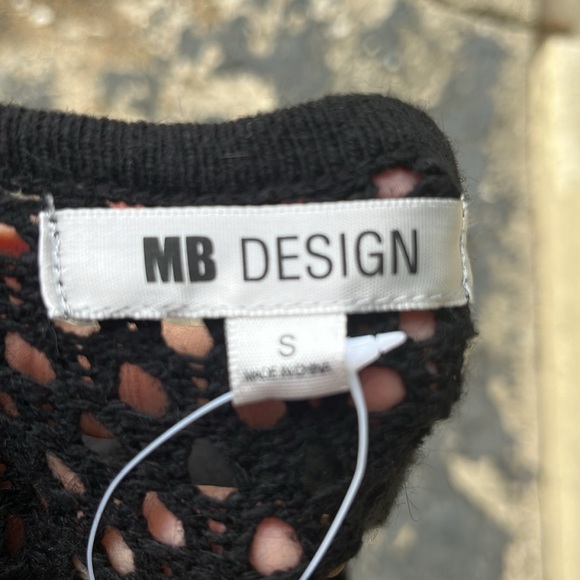 New MB Design mesh back black top - Picture 7 of 14